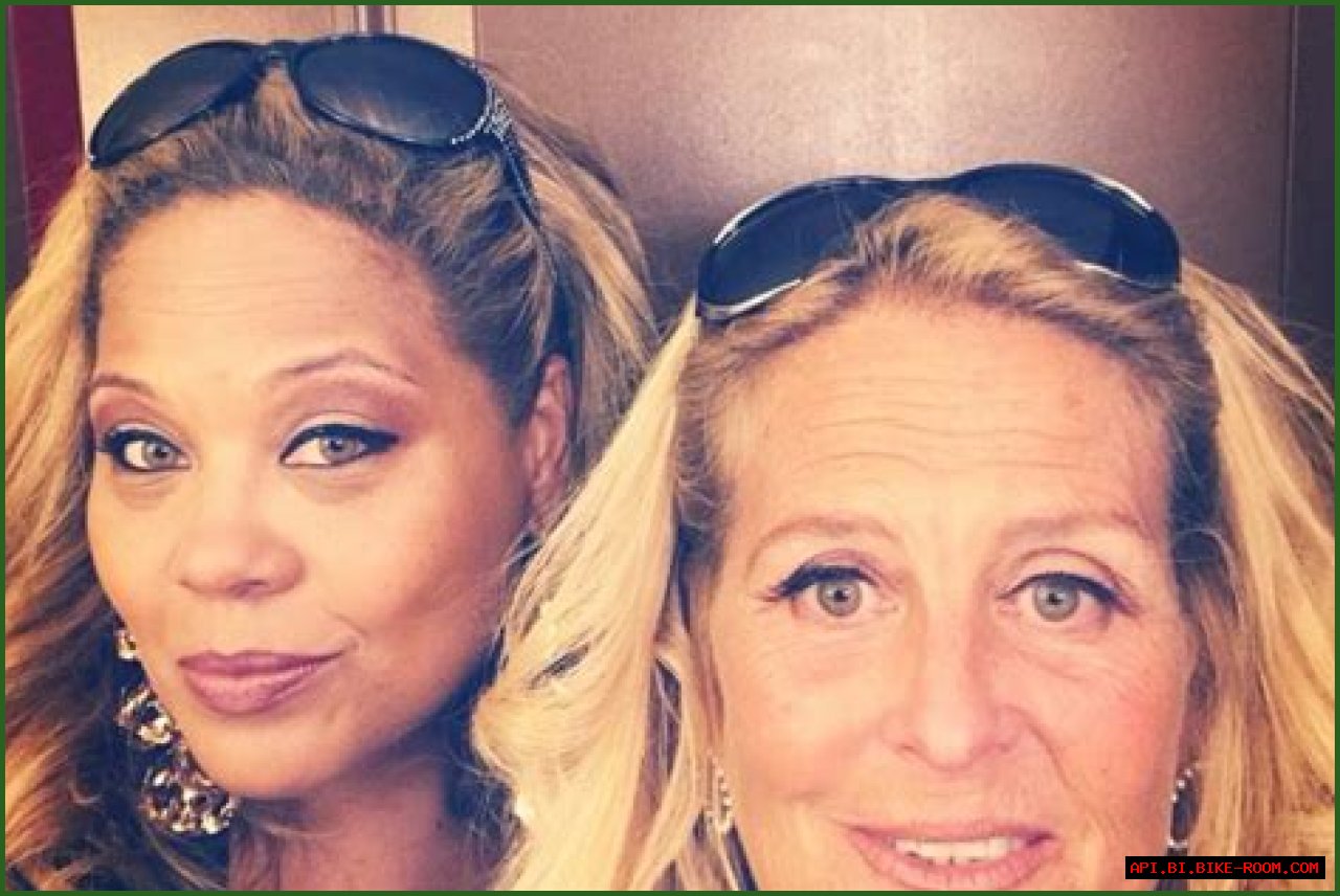 Uncover The Identity: Tara Setmayer's Mother Revealed